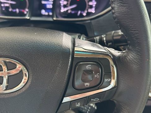 Used 2018 Toyota Avalon XLE Plus w/ Protection Package FWD image 17