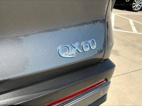 Certified 2025 INFINITI QX60 Luxe image 44