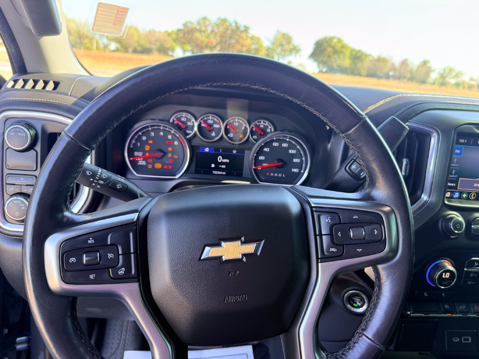Used 2021 Chevrolet Silverado 1500 LT RWD image 13