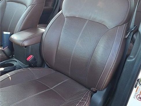 Used 2017 Subaru Forester 2.5i Touring image 10