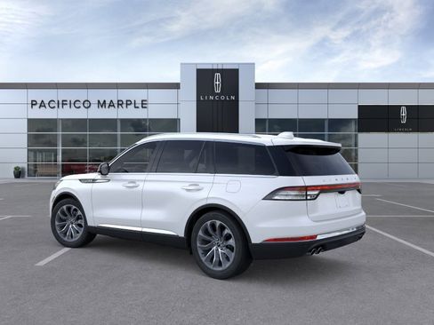 New 2026 Lincoln Aviator AWD image 4