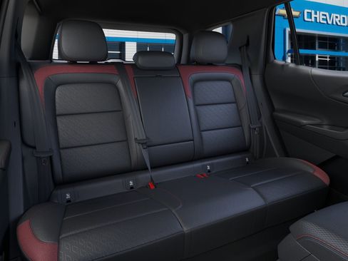 New 2026 Chevrolet Equinox RS w/ LPO, Floor Liner Package image 17