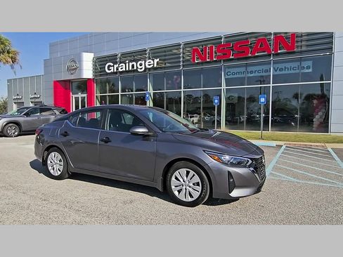 Used 2024 Nissan Sentra S image 38