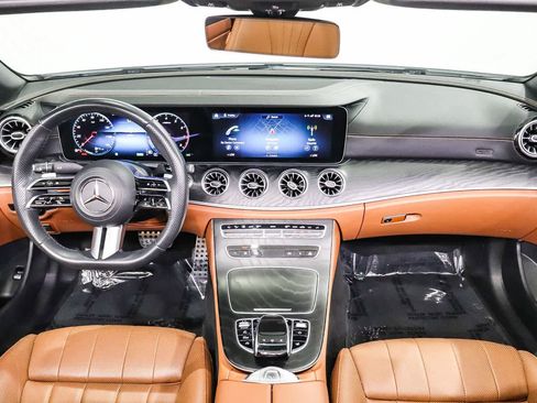 Used 2023 Mercedes-Benz E 450 Cabriolet image 17