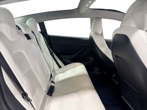 Certified 2023 Tesla Model 3 Standard Range RWD image 11