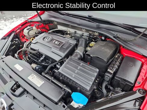 Used 2017 Volkswagen Golf Alltrack S image 16