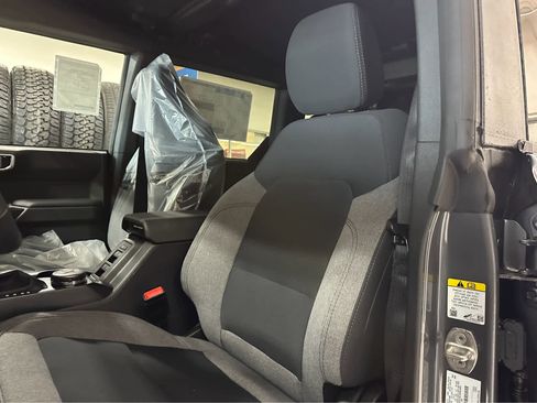 New 2025 Ford Bronco Big Bend image 15