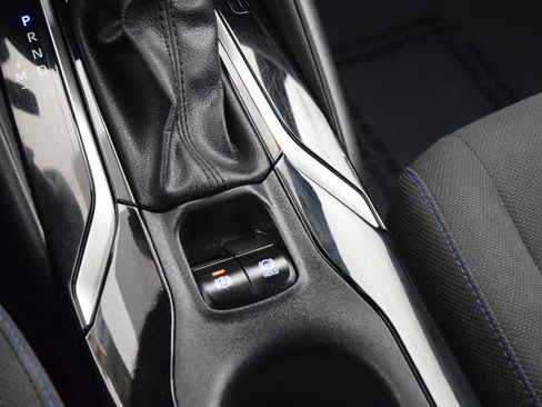 Used 2020 Toyota Corolla SE image 30