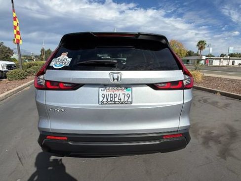 Used 2026 Honda CR-V EX image 5