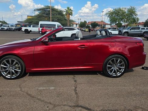 Used 2014 Lexus IS 250C w/ Luxury Package RWD image 37