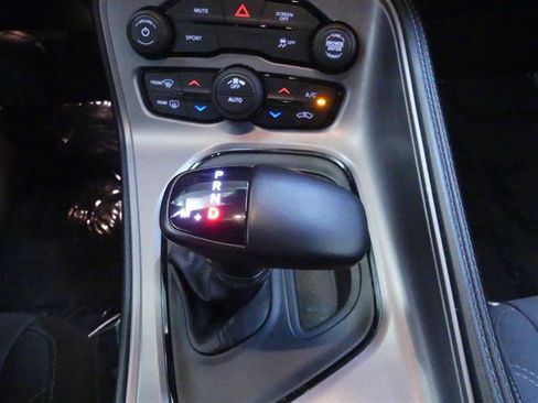 Used 2023 Dodge Challenger SXT image 17