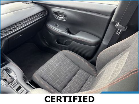 Used 2025 Honda HR-V Sport image 15