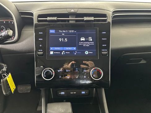 Certified 2023 Hyundai Tucson SE image 28