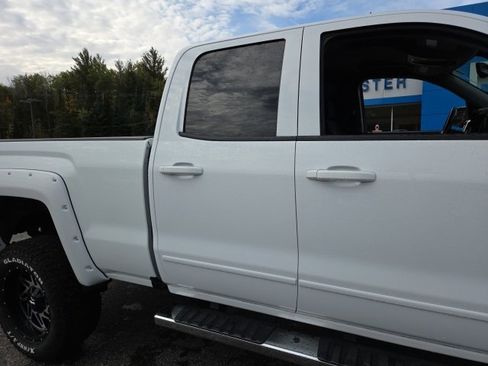Used 2018 GMC Sierra 1500 SLE image 27