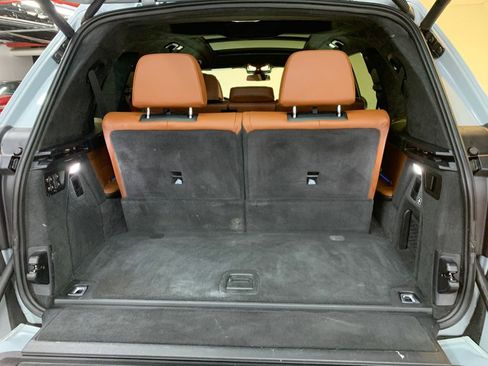 Used 2023 BMW X7 xDrive40i w/ M Sport Package AWD/4WD image 62