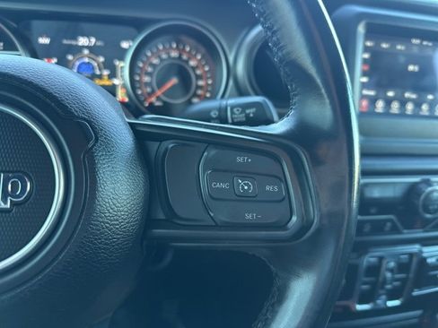 Used 2021 Jeep Wrangler Unlimited Sport image 17
