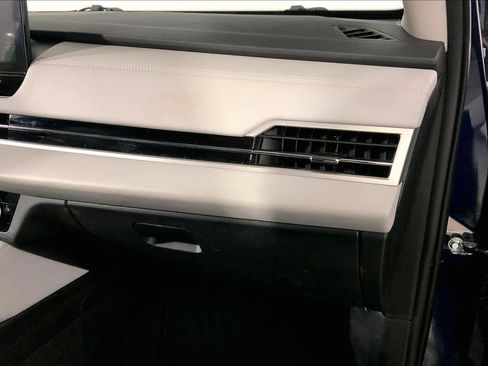 Used 2025 Mitsubishi Outlander SE image 16