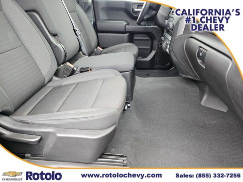 Used 2024 Chevrolet Silverado 1500 Custom Trail Boss w/ Turbomax Blackout Package AWD/4WD image 16