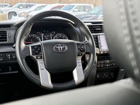 Used 2020 Toyota 4Runner Limited image 16