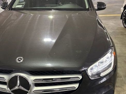 Used 2021 Mercedes-Benz GLC 300 image 1