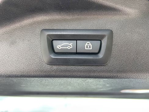 Used 2022 BMW X5 xDrive40i w/ Premium Package image 53