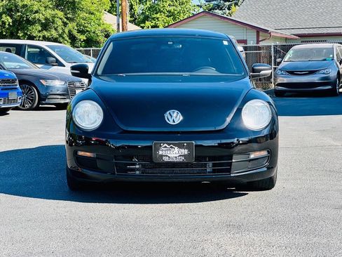 Used 2016 Volkswagen Beetle 1.8T SE FWD image 2