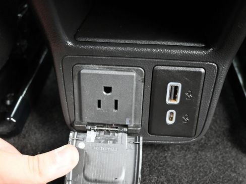 Used 2022 Chevrolet TrailBlazer ACTIV w/ Convenience Package image 30