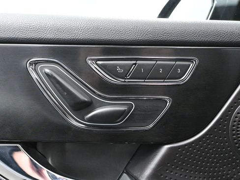 Used 2024 Lincoln Corsair Reserve image 19