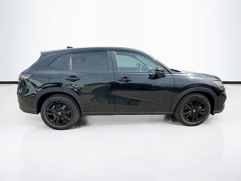 Certified 2026 Honda HR-V Sport image 8