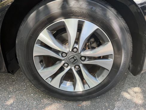 Used 2013 Honda Accord LX image 28