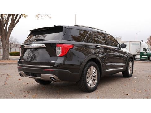 Used 2020 Ford Explorer Limited w/ Class III Trailer Tow Package image 6