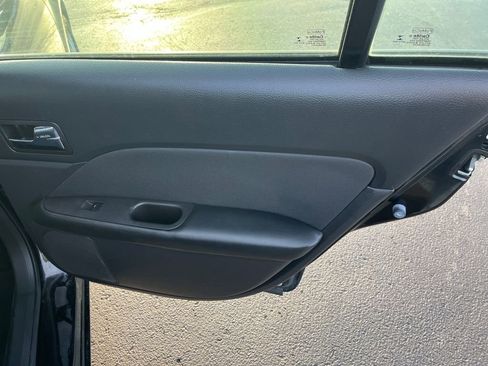 Used 2012 Ford Fusion SE image 26