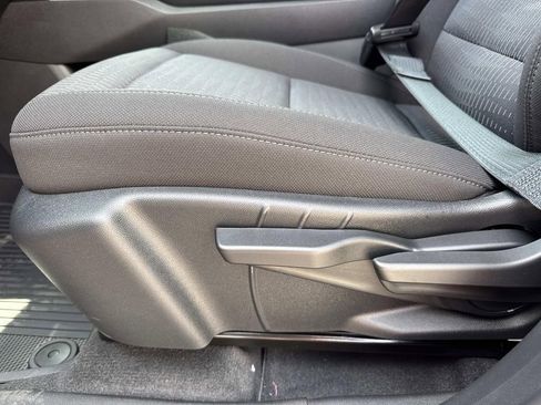 New 2026 Chevrolet Equinox LT image 16