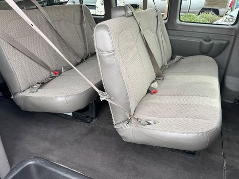 Used 2024 Chevrolet Express 3500 LT w/ LT Preferred Equipment Group image 16