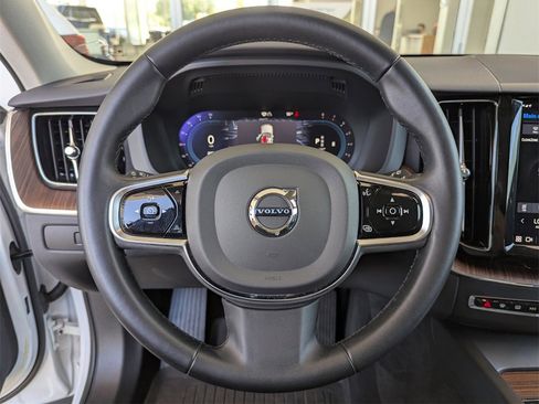 Used 2023 Volvo XC60 B5 Plus w/ Protection Package Premier image 24