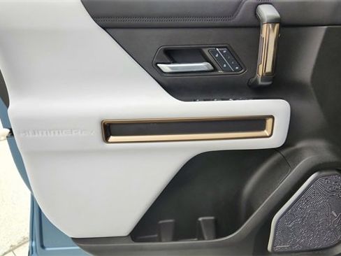 Used 2024 GMC Hummer EV 3X w/ Omega Edition image 34