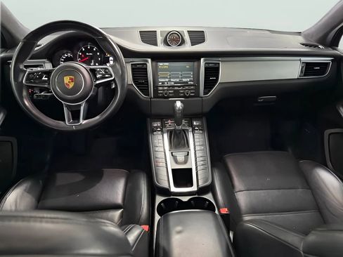 Used 2015 Porsche Macan Turbo AWD/4WD image 22