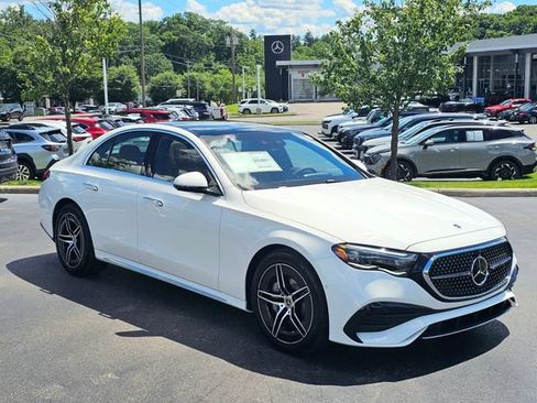 New 2026 Mercedes-Benz E 450 4MATIC Sedan image 1