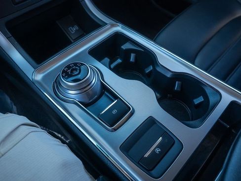 Used 2022 Ford Edge SEL w/ Convenience Package image 31