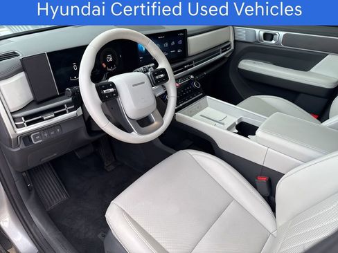 Used 2025 Hyundai Santa Fe SEL image 12