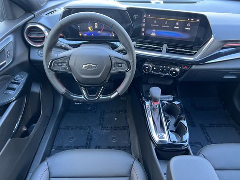 New 2026 Chevrolet Trax RS image 32