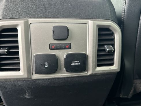 Used 2020 Ford F150 Lariat w/ Equipment Group 502A Luxury AWD/4WD image 24