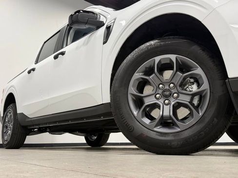 New 2026 Ford Maverick XLT AWD/4WD image 3
