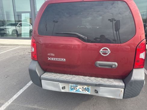 Used 2015 Nissan Xterra S image 4