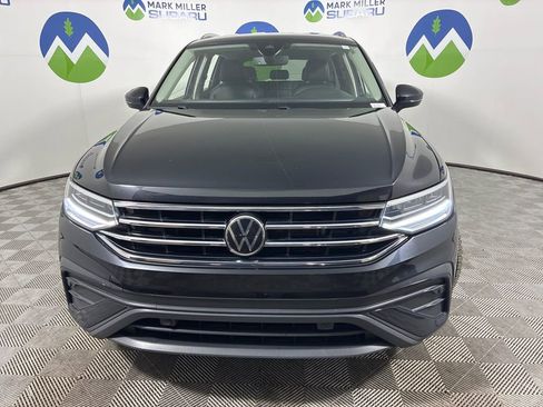 Used 2022 Volkswagen Tiguan SE AWD/4WD image 3