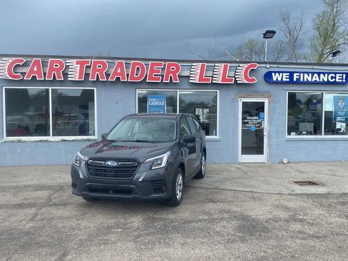 Used 2022 Subaru Forester AWD/4WD image 2