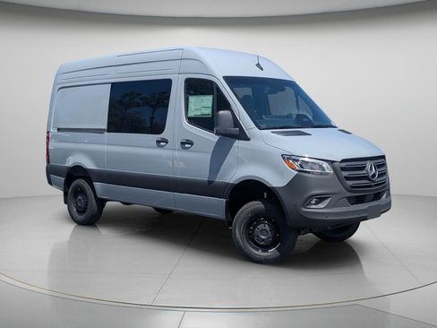 New 2026 Mercedes-Benz Sprinter 2500 image 1