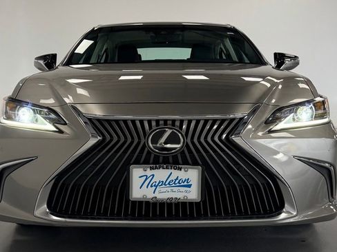 Used 2019 Lexus ES 350 w/ Premium Package FWD image 6