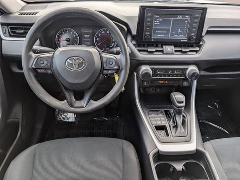 Used 2020 Toyota RAV4 LE image 13