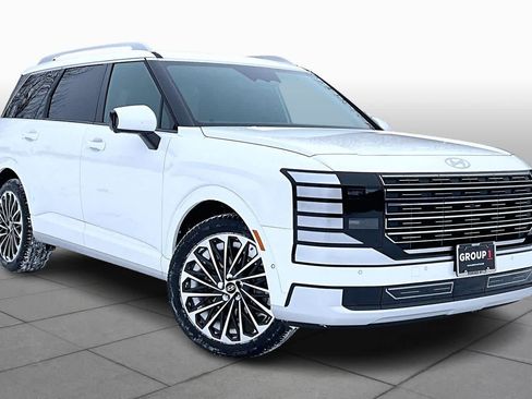 Used 2026 Hyundai Palisade Calligraphy image 3
